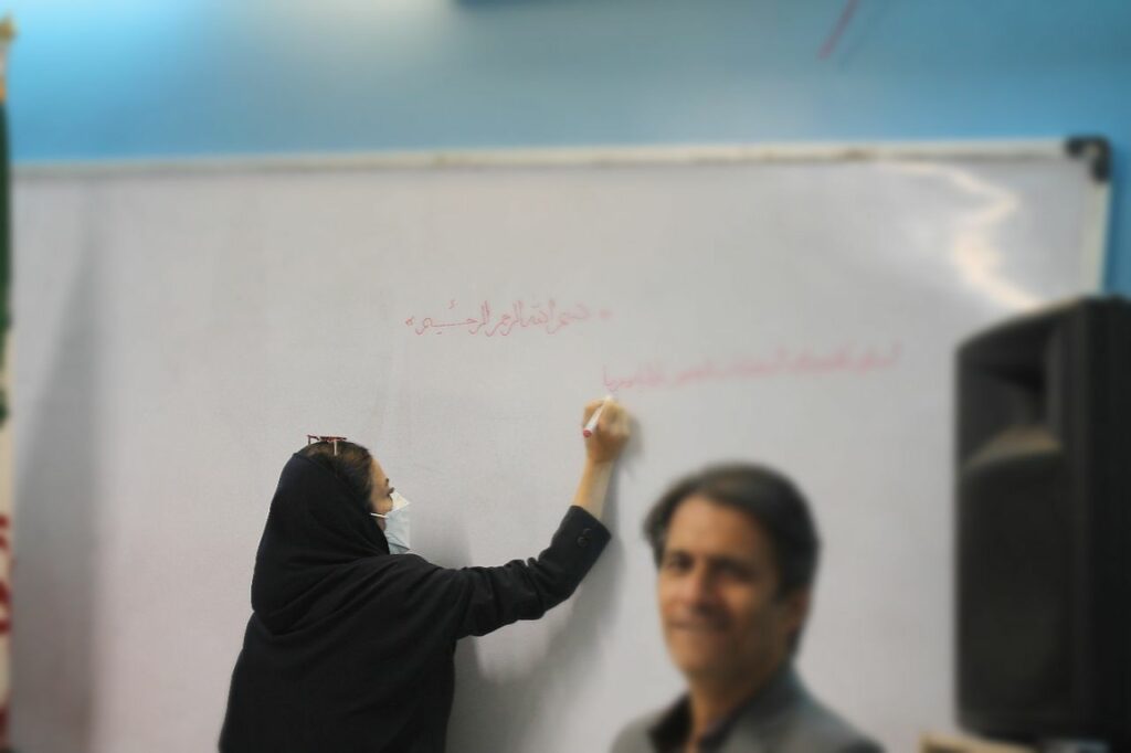 جلسه انتخابات انجمن اولیا و مربیان۵