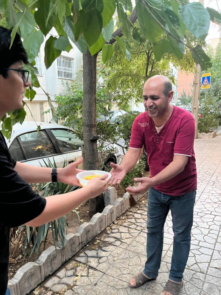 گالری تصاویر شله زرد نذری۵