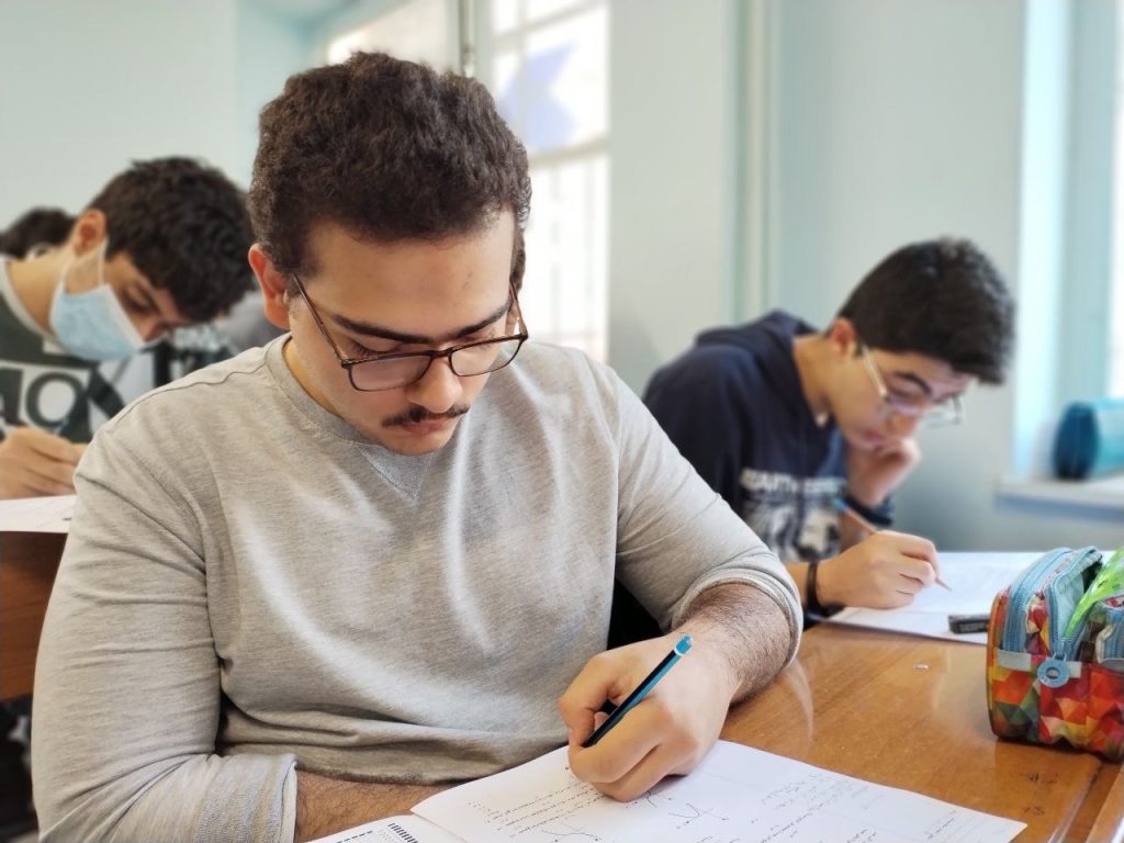 گالری تصاویر برگزاری آزمون جامع۱۶