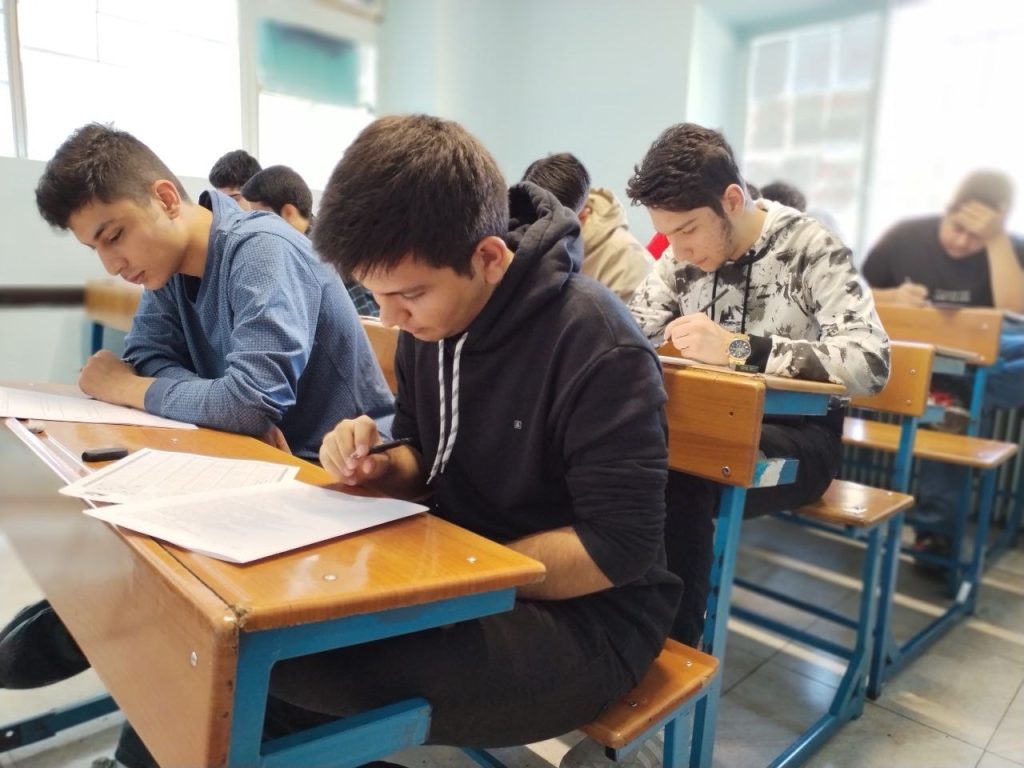 گالری تصاویر برگزاری آزمون جامع۲۵