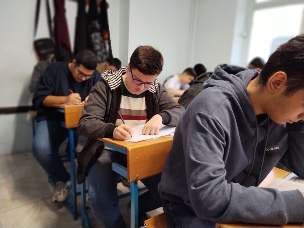 گالری تصاویر برگزاری آزمون جامع۸